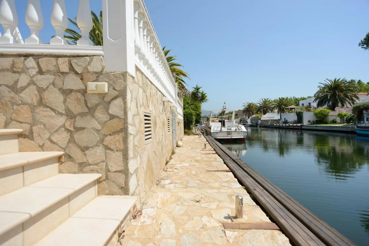 Casa Fluvia Villa Empuriabrava