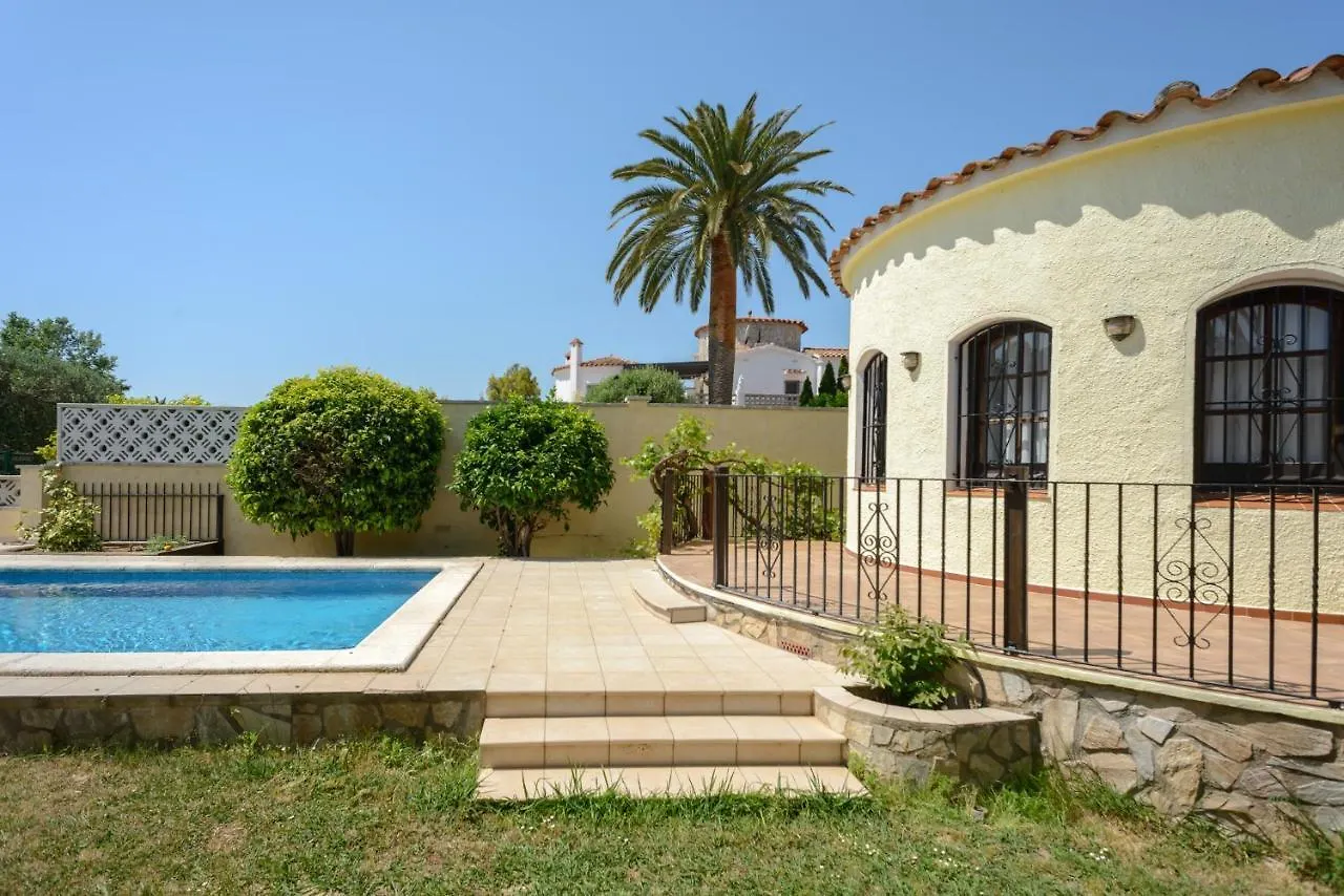 Casa Fluvia Villa Empuriabrava 0*,  Spain